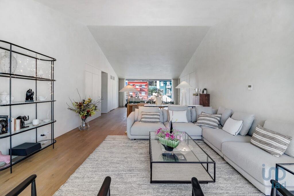 Apartment in Lisbon - view 1