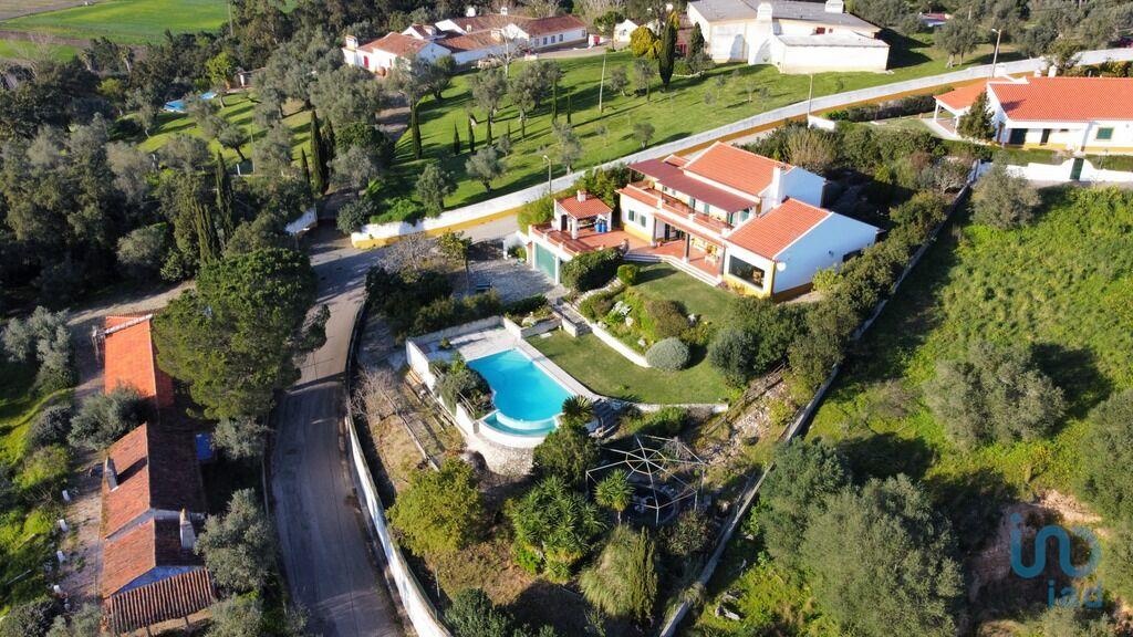 House in Chamusca - view 1