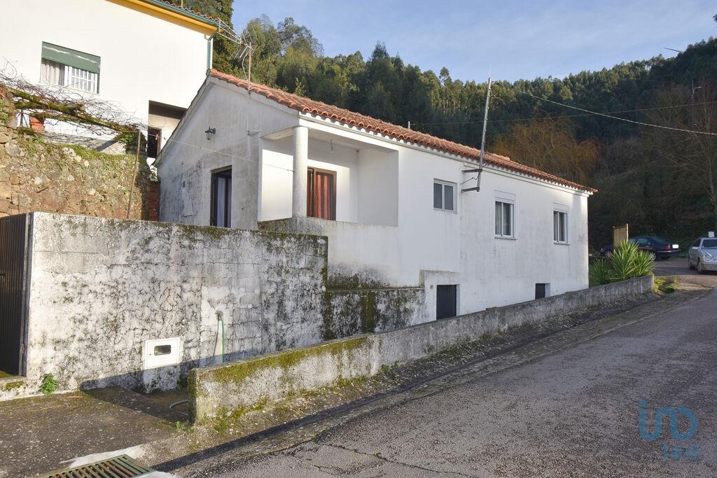 House in Miranda do Corvo - view 1