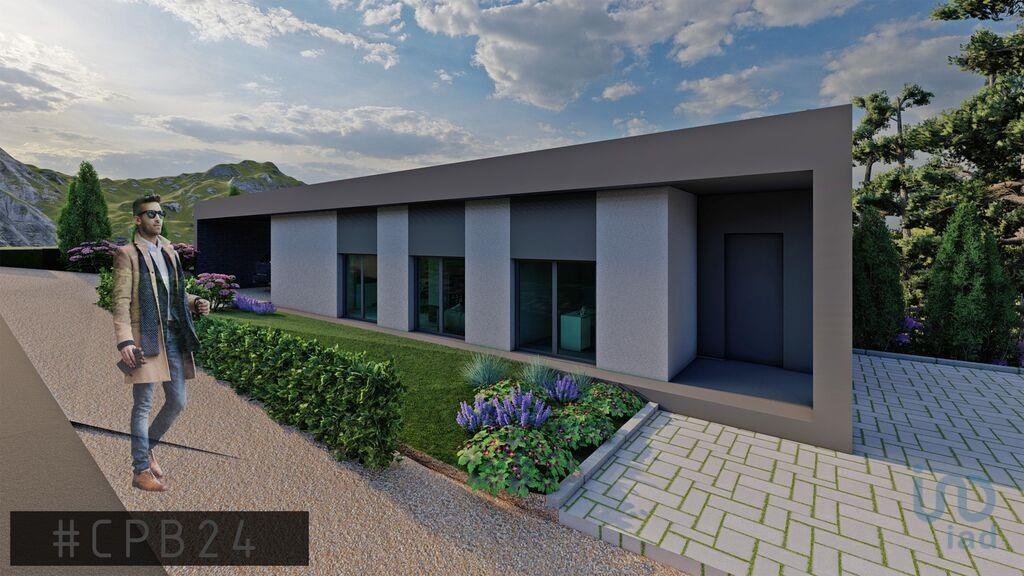 House in Penela - view 1