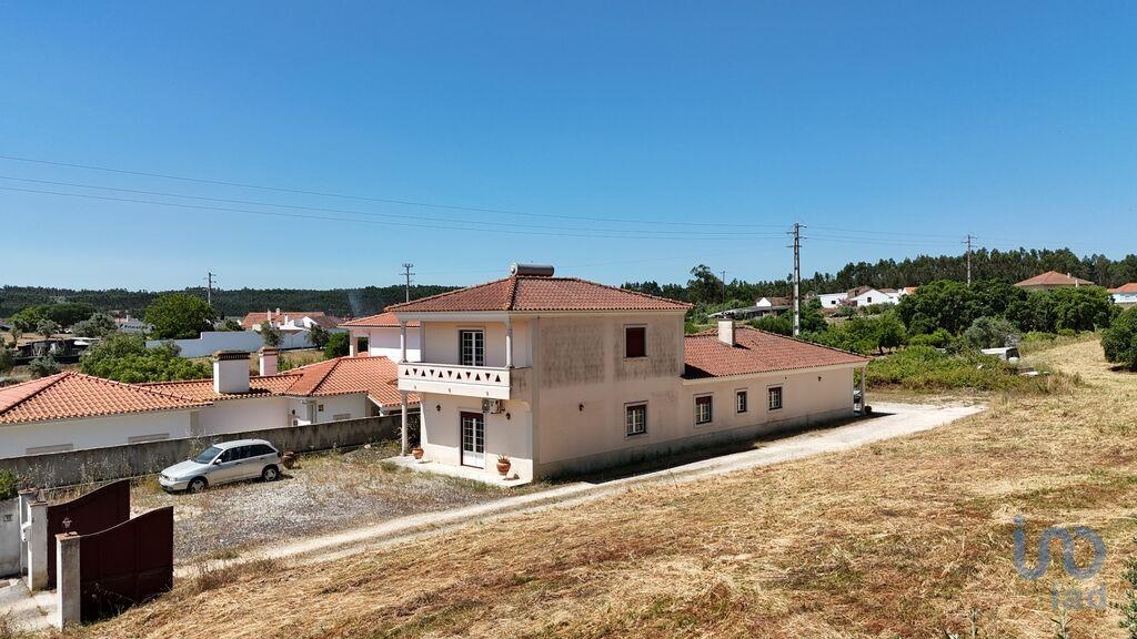 House in Rio Maior - view 1
