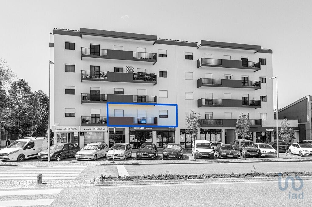 Apartment in Rio Maior - view 1
