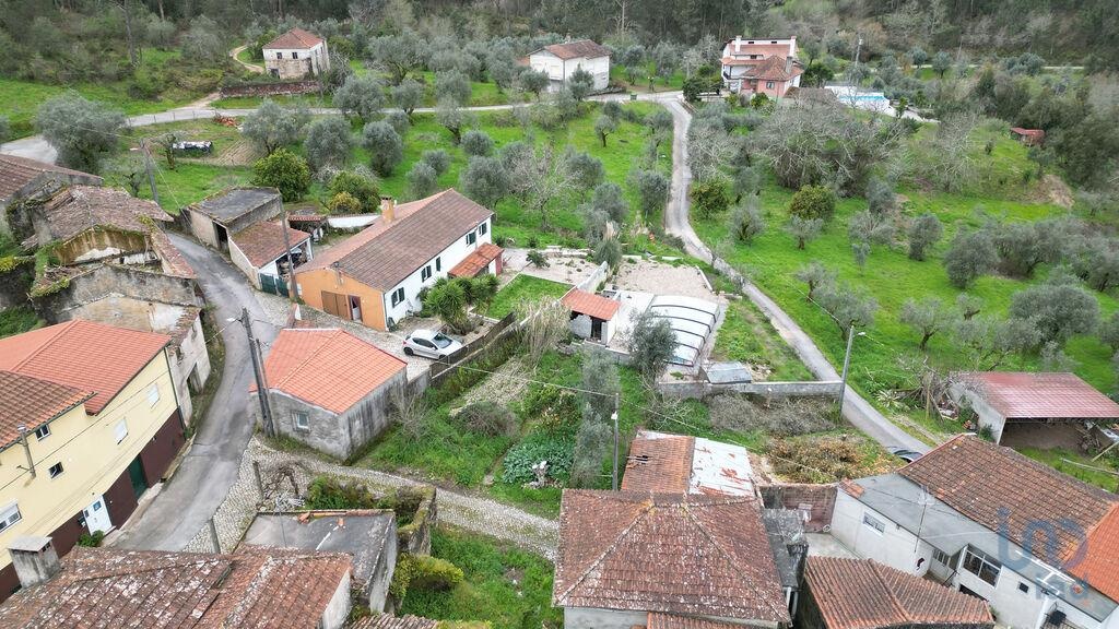 House in Penela - view 1