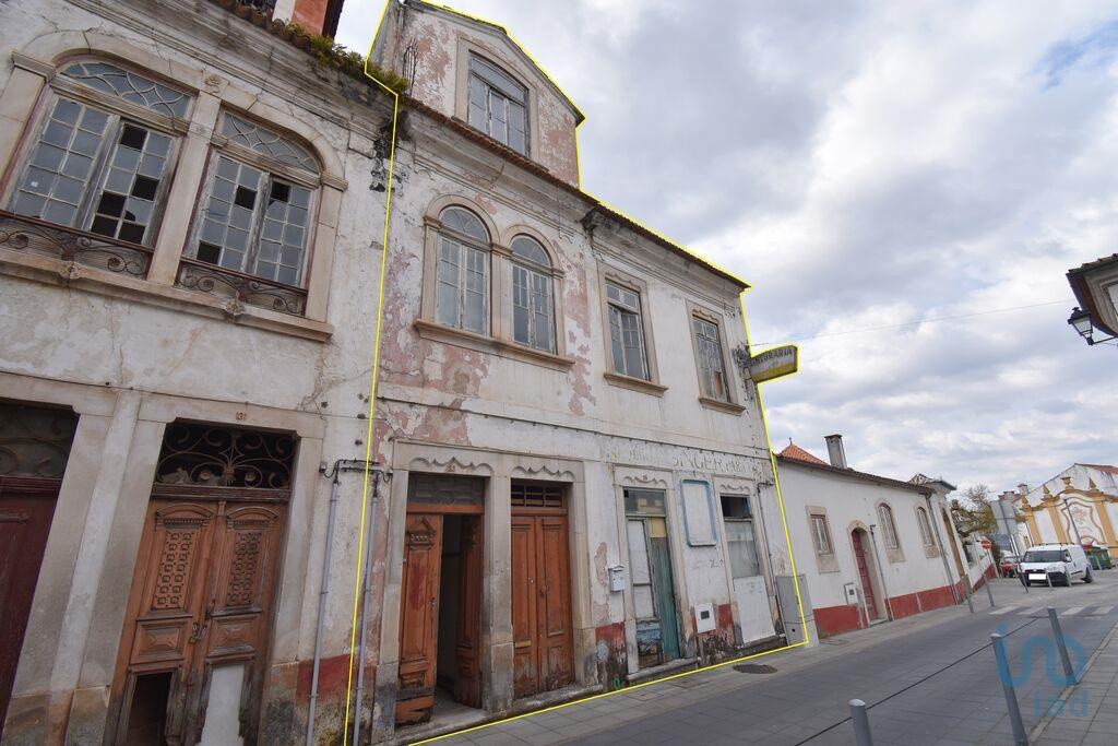 House in Lousa - view 1