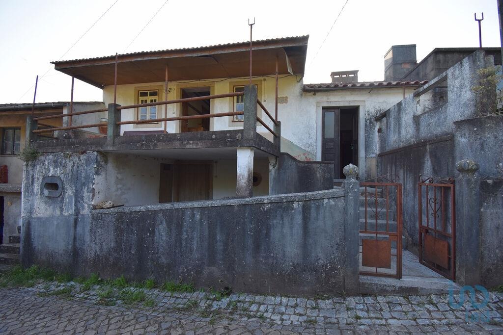 House in Penela - view 1