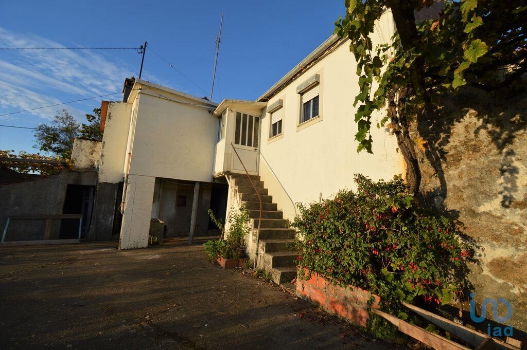 House in Penela - view 1