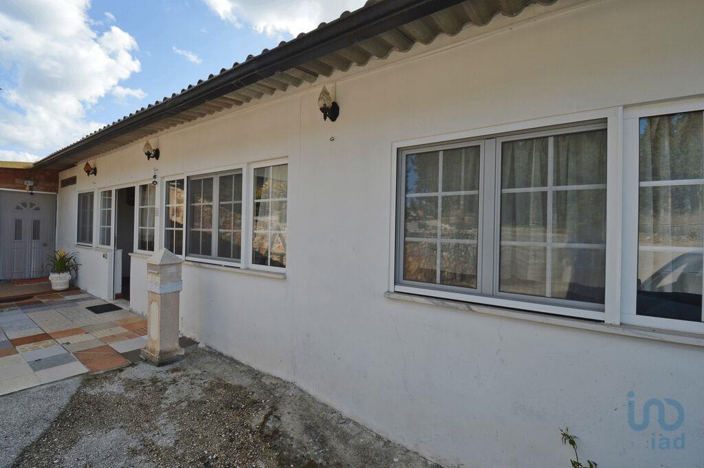 House in Vila Nova de Poiares - view 1