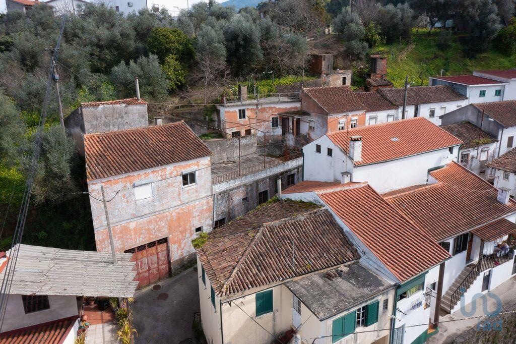 House in Lousa - view 1