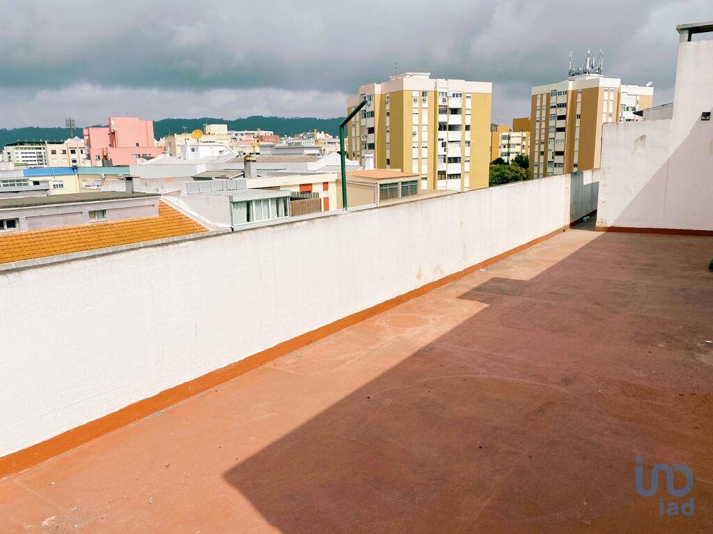 Apartment in Setubal - view 1