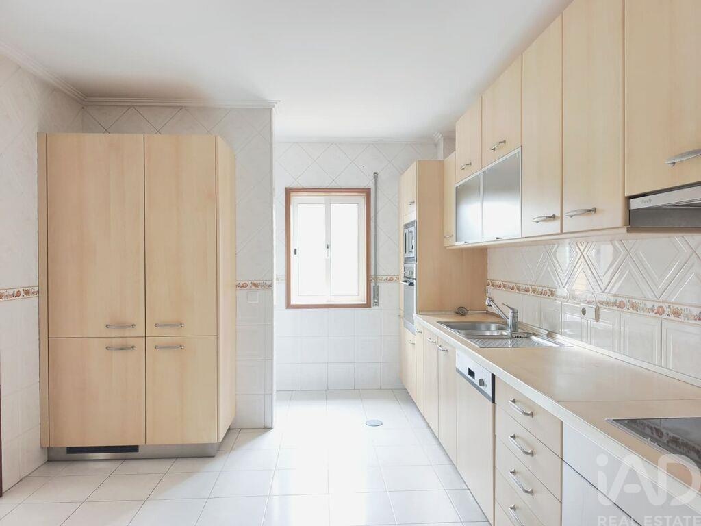 Apartment in Sao Joao da Madeira - view 1