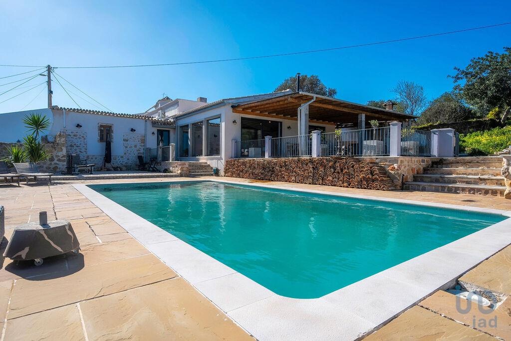 House in Loule - view 1