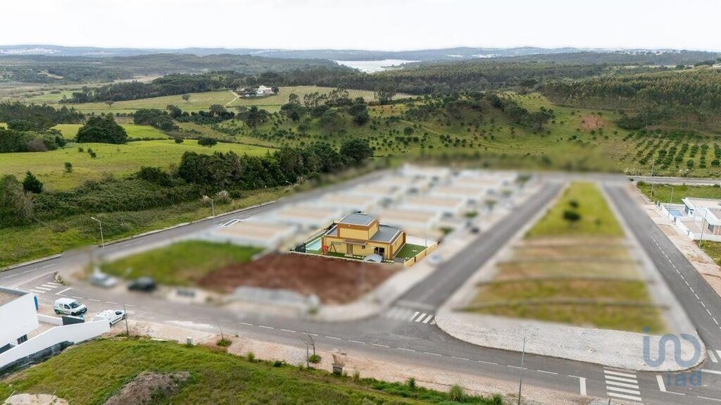 House in Caldas da Rainha - view 1