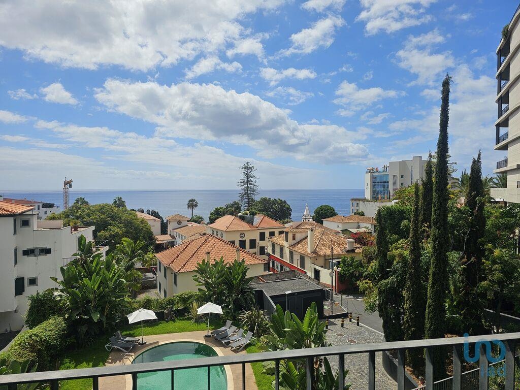 House in Funchal - view 1