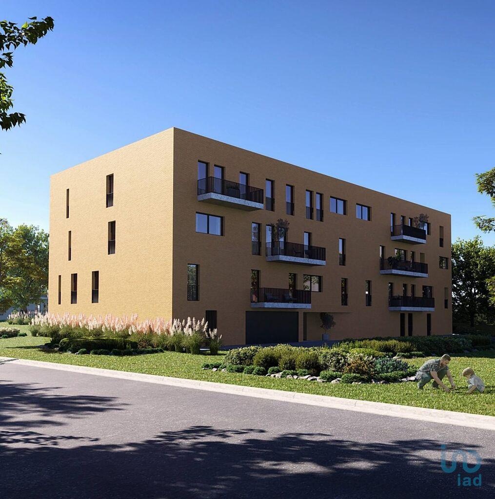 Apartment in Vila Nova de Gaia (Santa Marinha) - view 1