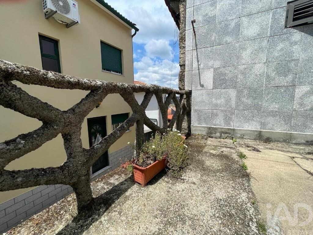 House in Sanfins do Douro - view 1
