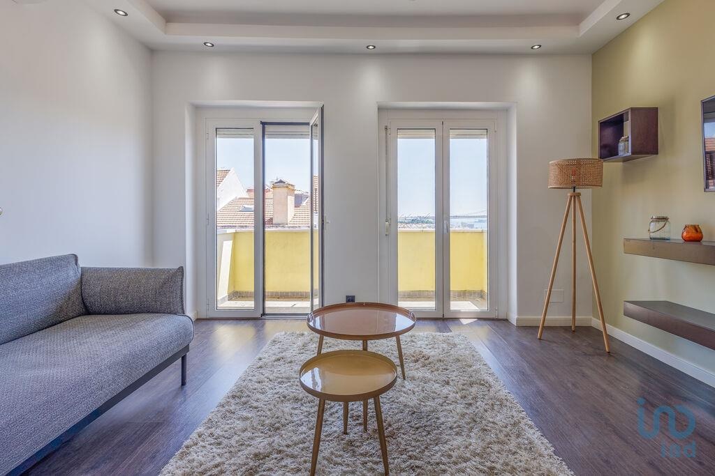 Apartment in Lisbon - view 1