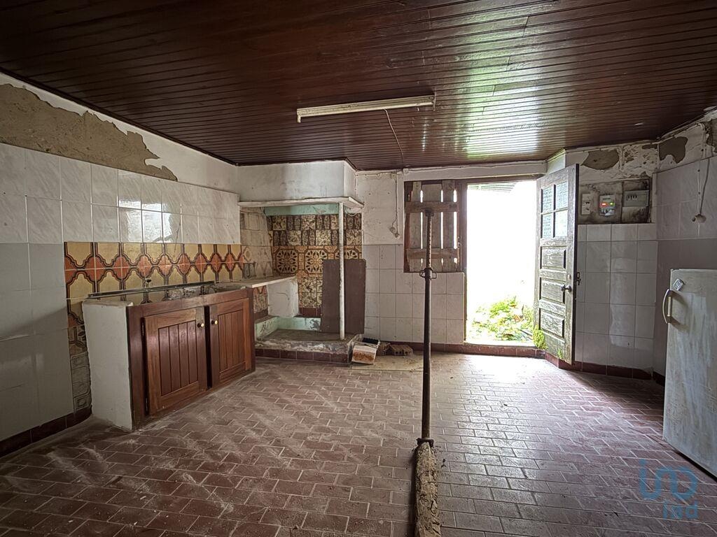 House in Cadaval - view 1