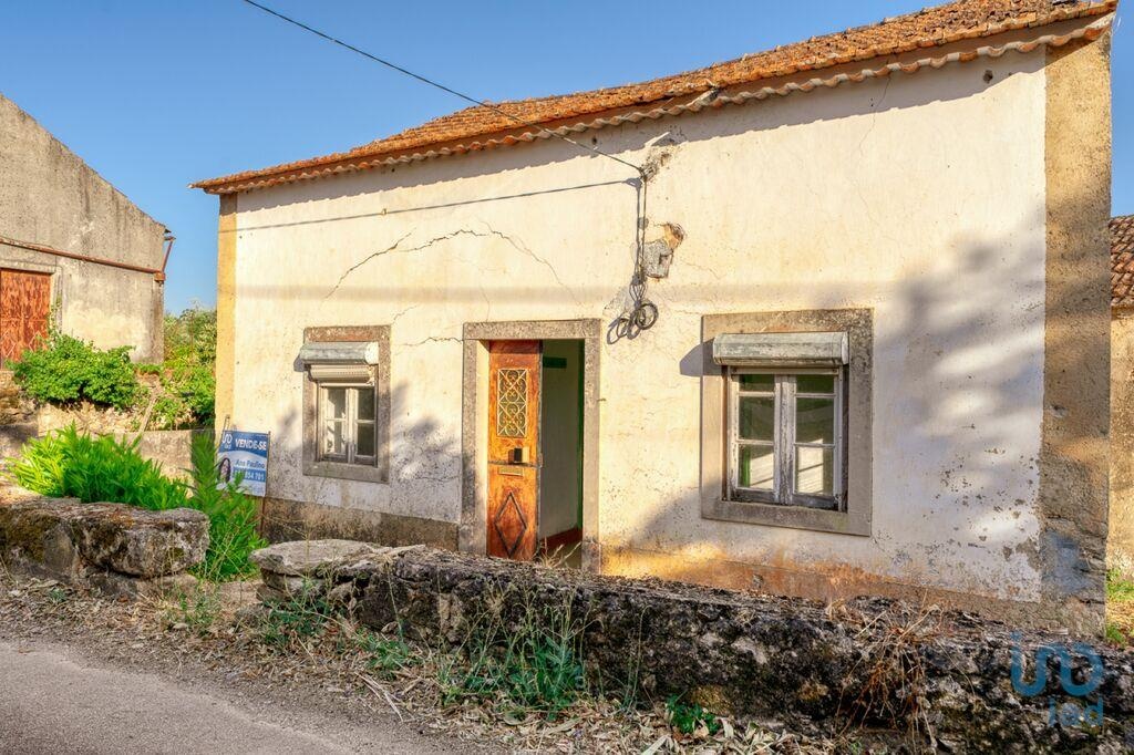 House in Ferreira do Zezere - view 1