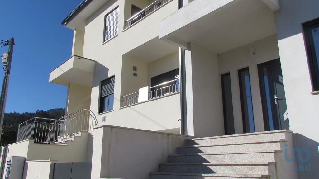 House in Arcos de Valdevez - view 1