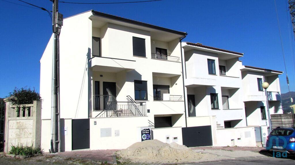 House in Arcos de Valdevez - view 1