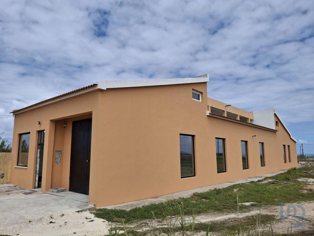 House in Peniche - view 1