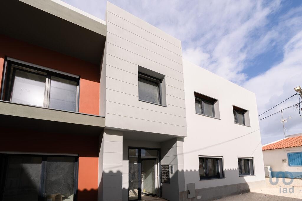Apartment in Peniche - view 1
