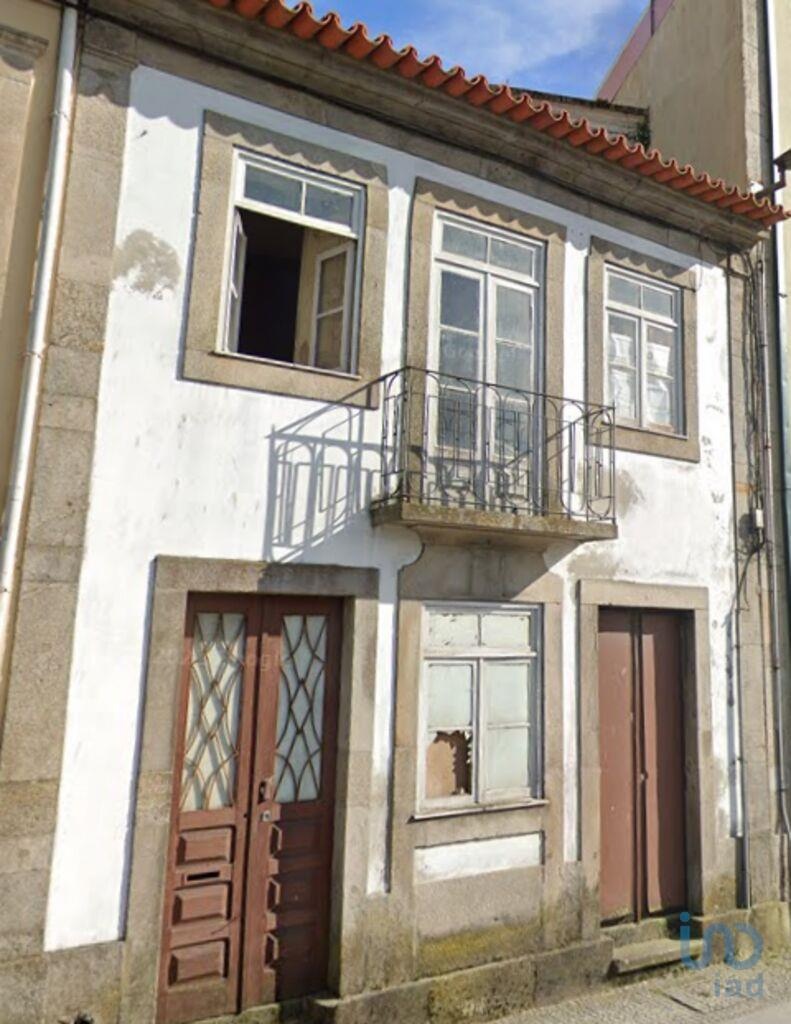 House in Viana do Castelo - view 1