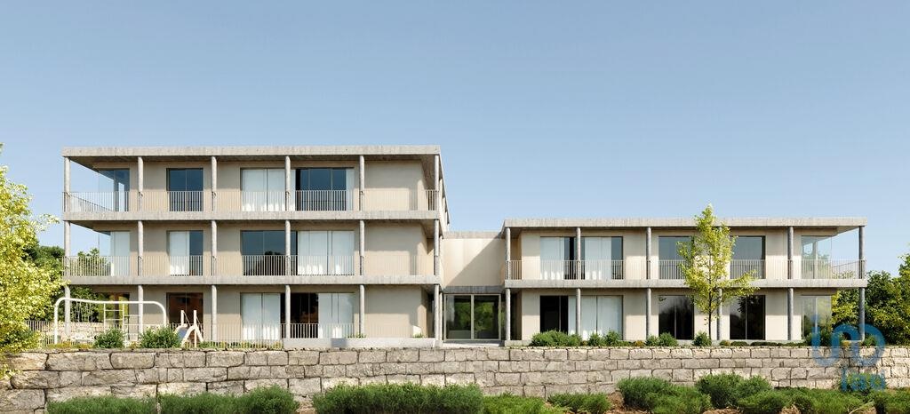 Apartment in Amarante - view 1