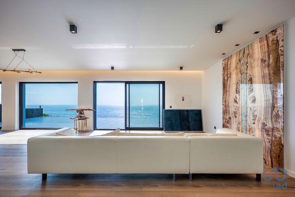 House in Marinha Grande - view 1