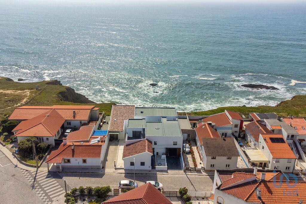 Apartment in Marinha Grande - view 1