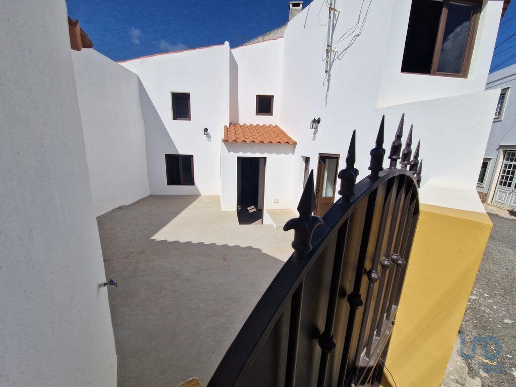 House in Obidos - view 1