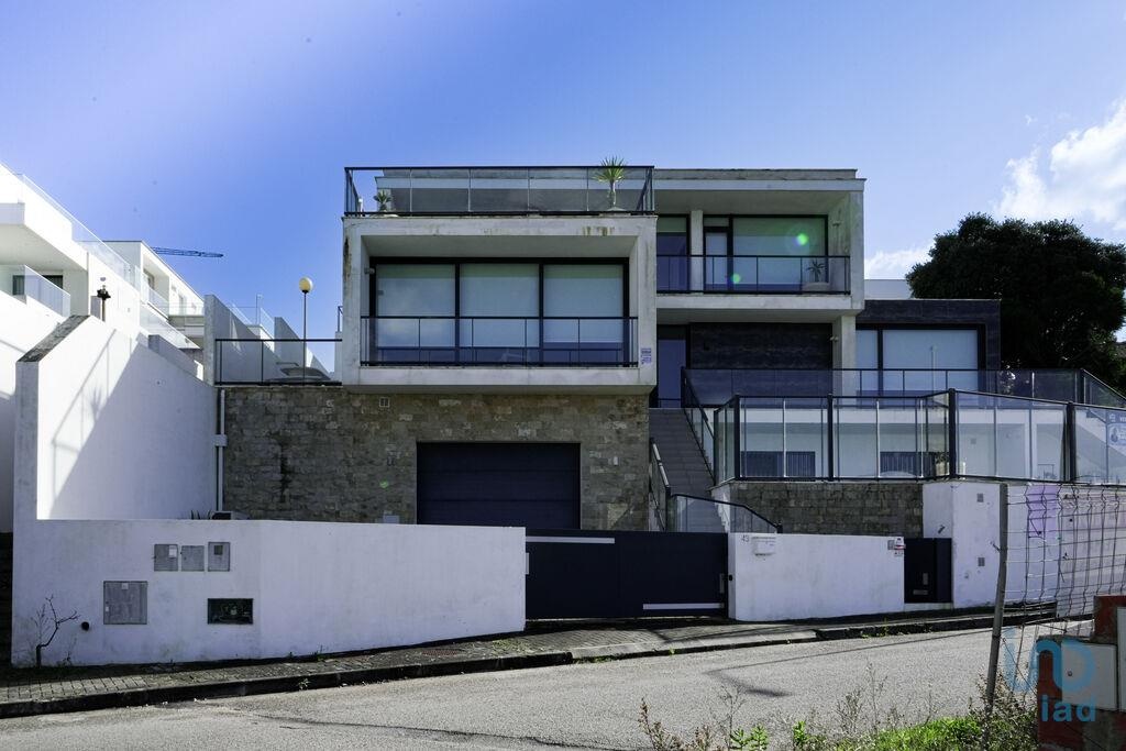 House in Nazare - view 1