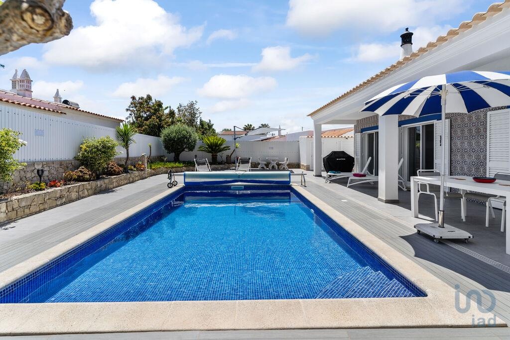 House in Lagoa - view 1