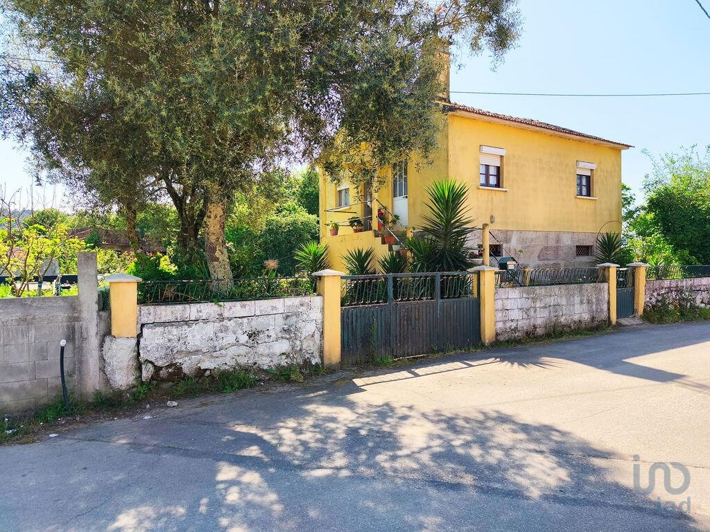 House in Vila Nova de Cerveira - view 1