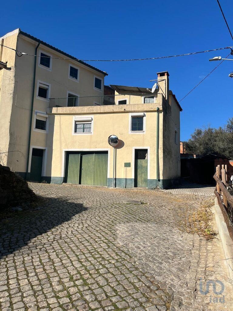 House in Castelo Branco - view 1