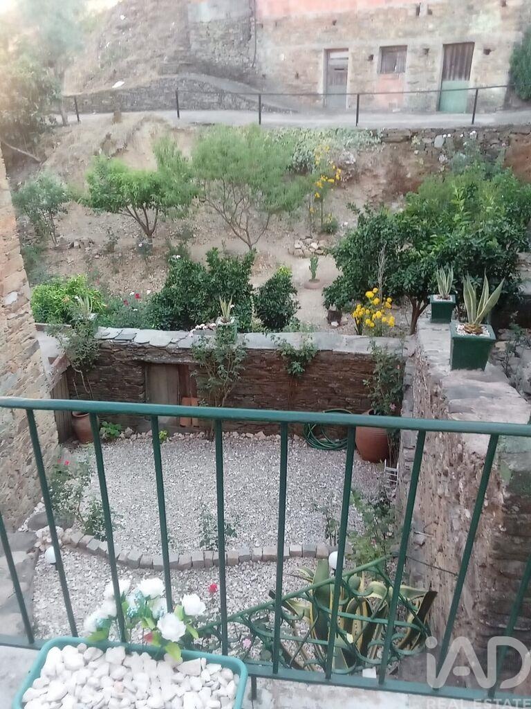 House in Alvito da Beira - view 1