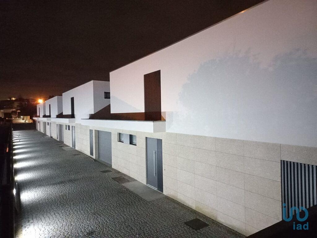 House in Barcelos - view 1