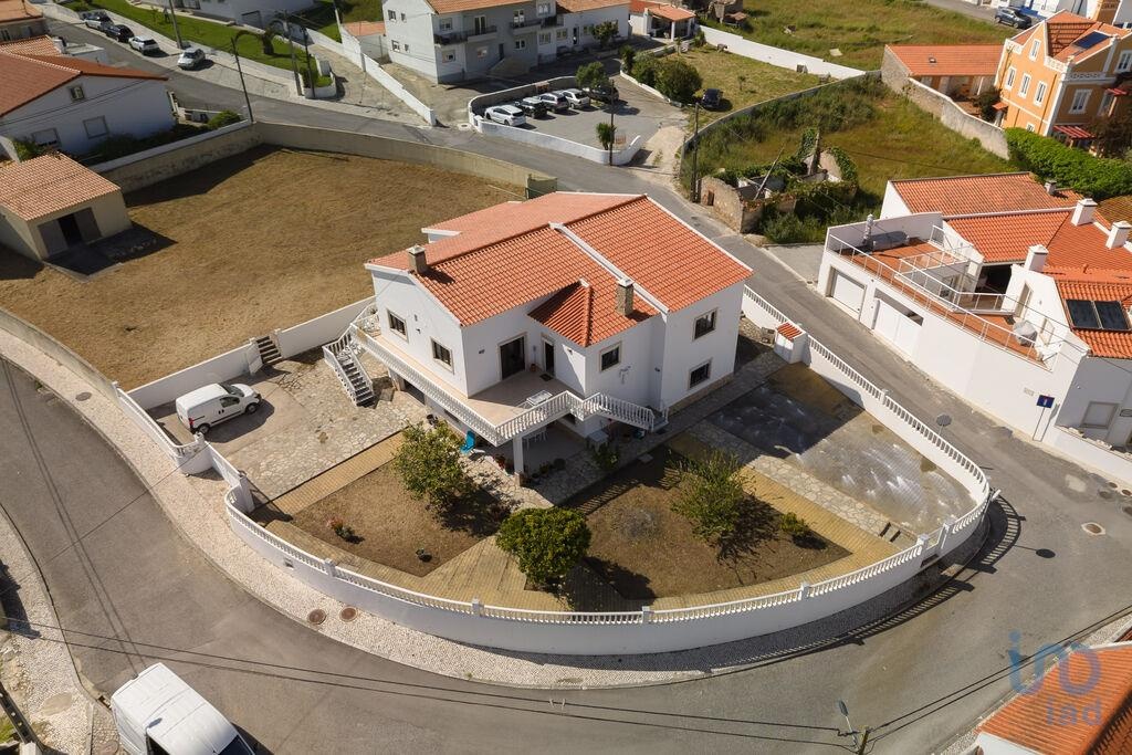 House in Caldas da Rainha - view 1