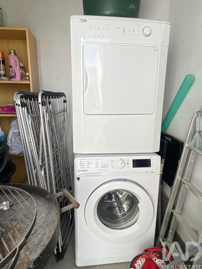 House in Lourinha - view 1