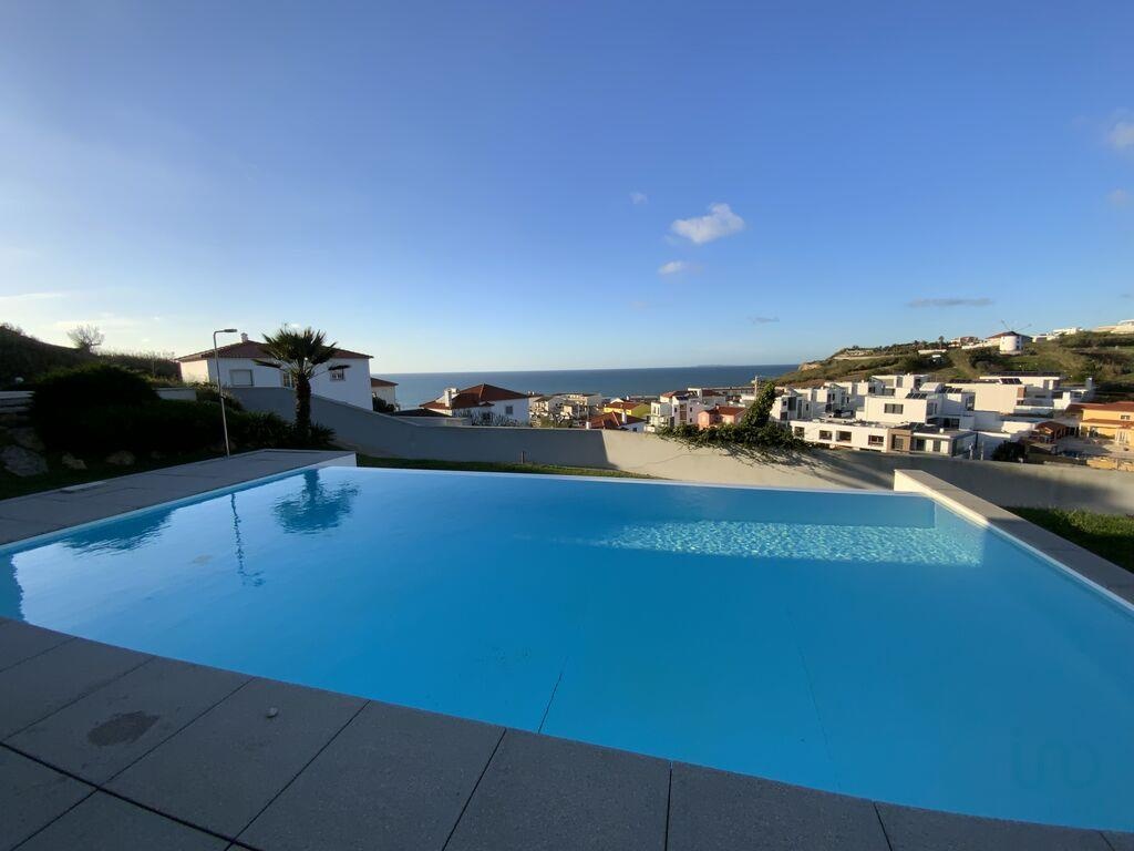 House in Lourinha - view 1