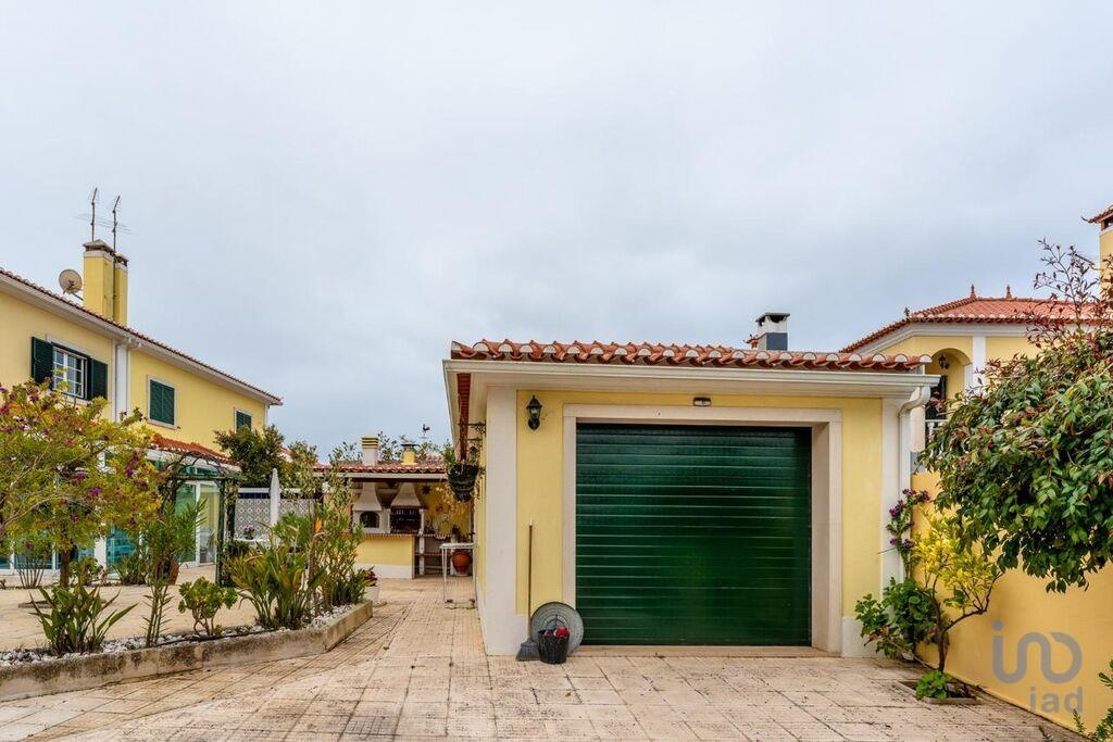 House in Mafra - view 1