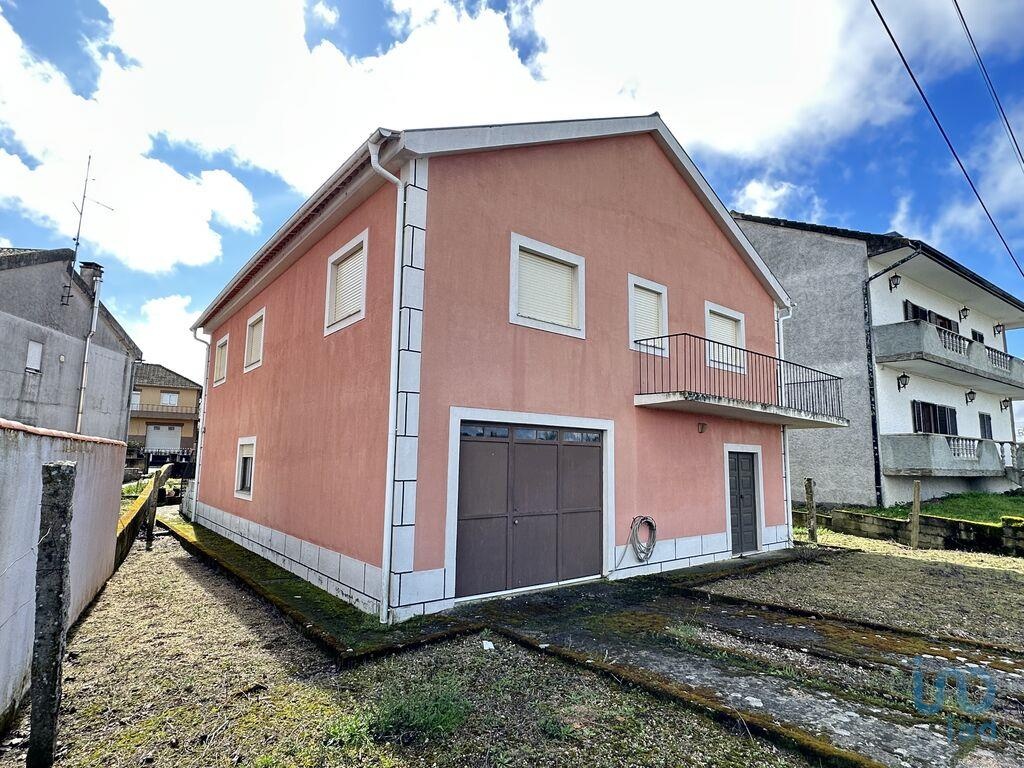 House in Almeida - view 1