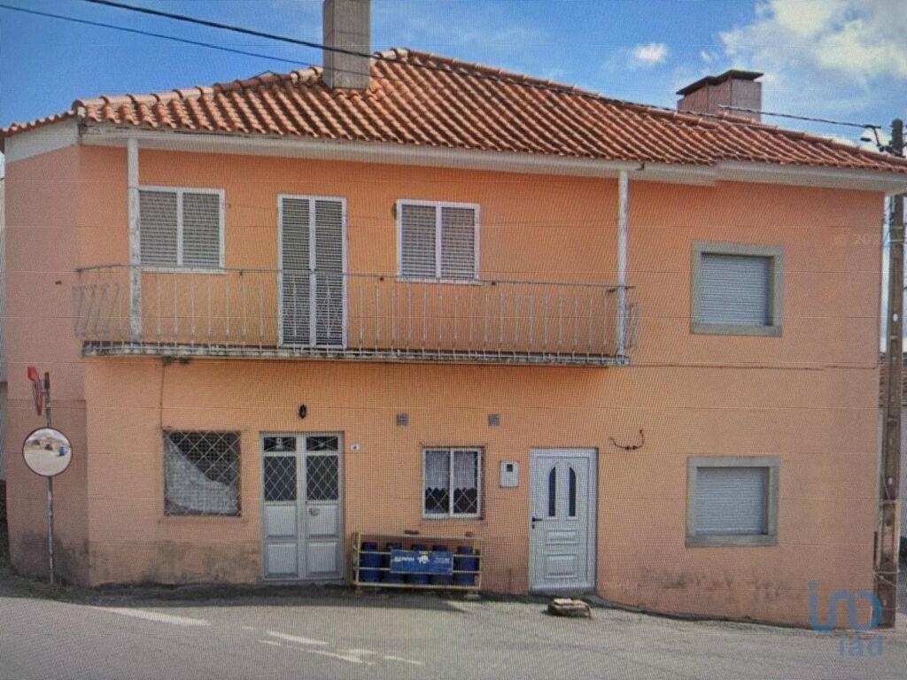 House in Mogadouro - view 1