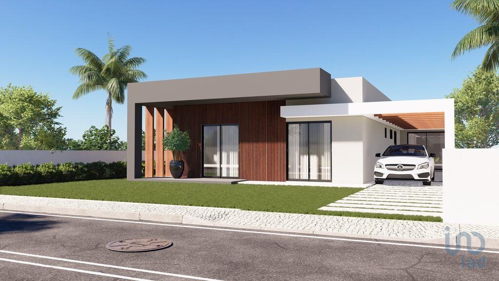 House in Seixal - view 1