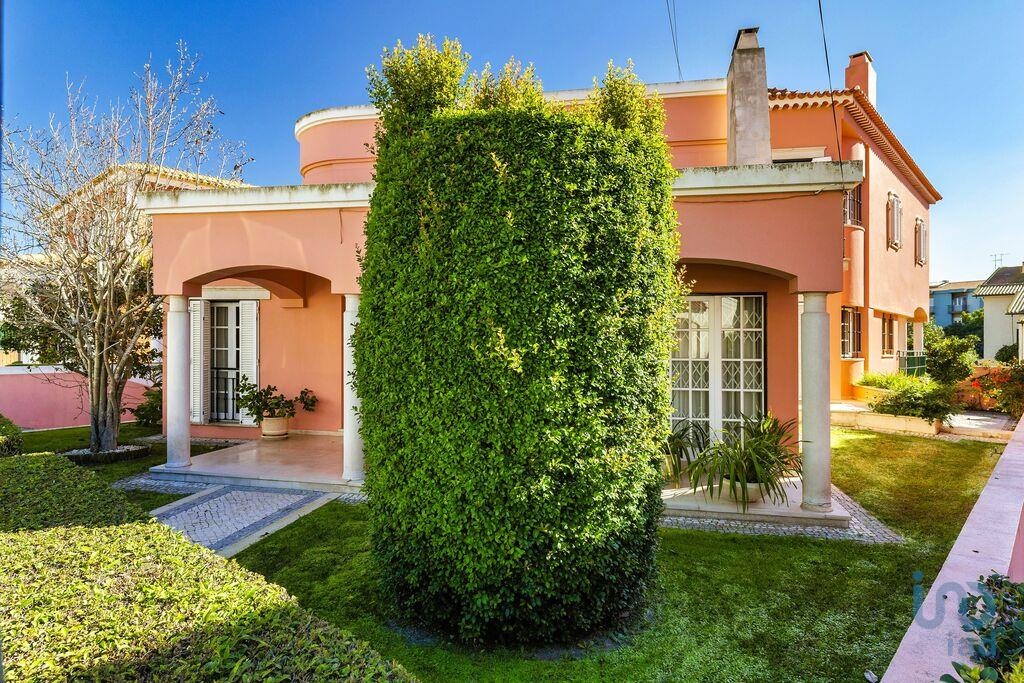 House in Montijo - view 1