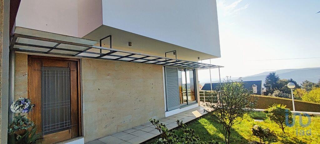 House in Vila Nova de Cerveira - view 1