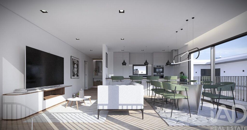 Apartment in Palmeira de Faro - view 1