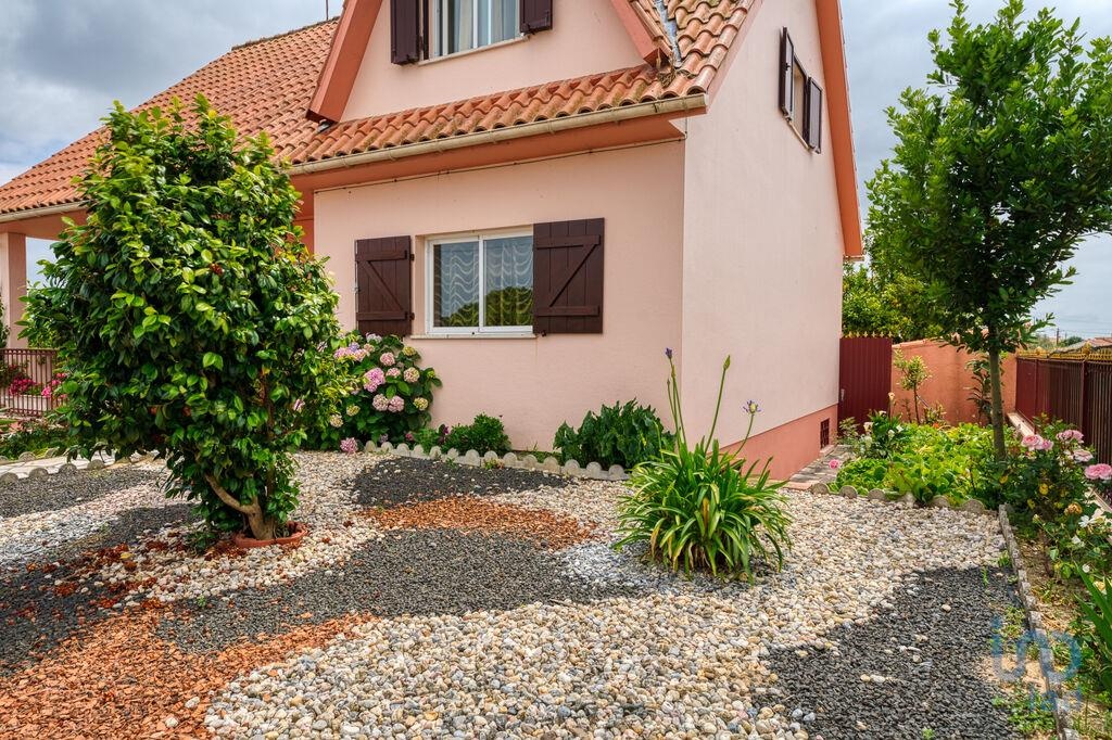 House in Leiria - view 1