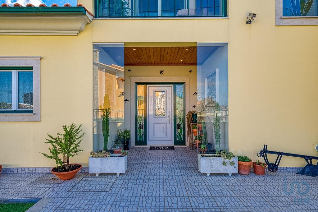 House in Leiria - view 1