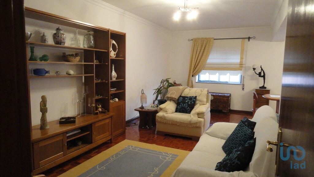 Apartment in Oliveira do Hospital - view 1